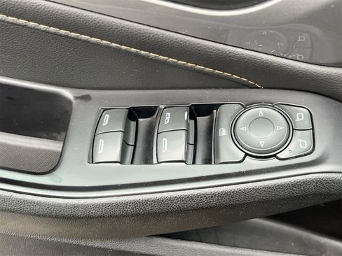 Used 2018 Chevrolet Traverse LT w/ LPO, Floor Liner Package image 17