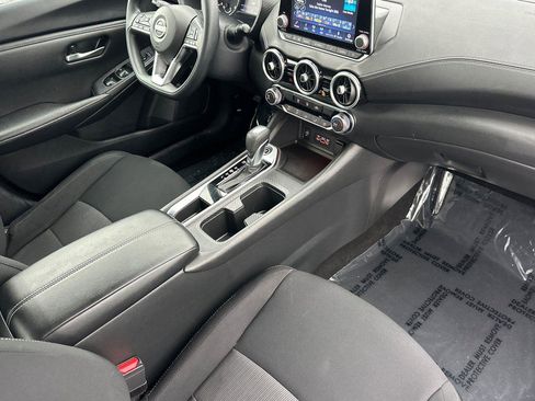 Used 2024 Nissan Sentra SV image 14