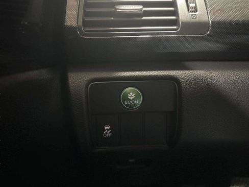 Used 2014 Honda Accord Sport image 33