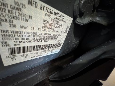 Used 2026 Ford Explorer Active w/ Active Comfort Package image 26