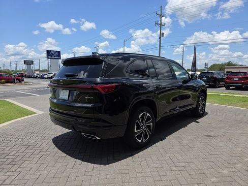 New 2025 Buick Enclave Sport Touring w/ Super Cruise Package FWD image 6