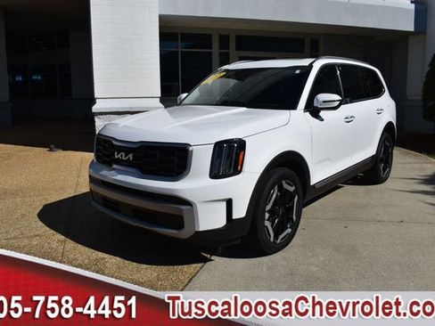 Used 2023 Kia Telluride S w/ S Sunroof Package image 5