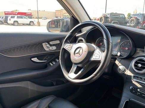 Used 2016 Mercedes-Benz GLC 300 4MATIC w/ Sport Package image 89