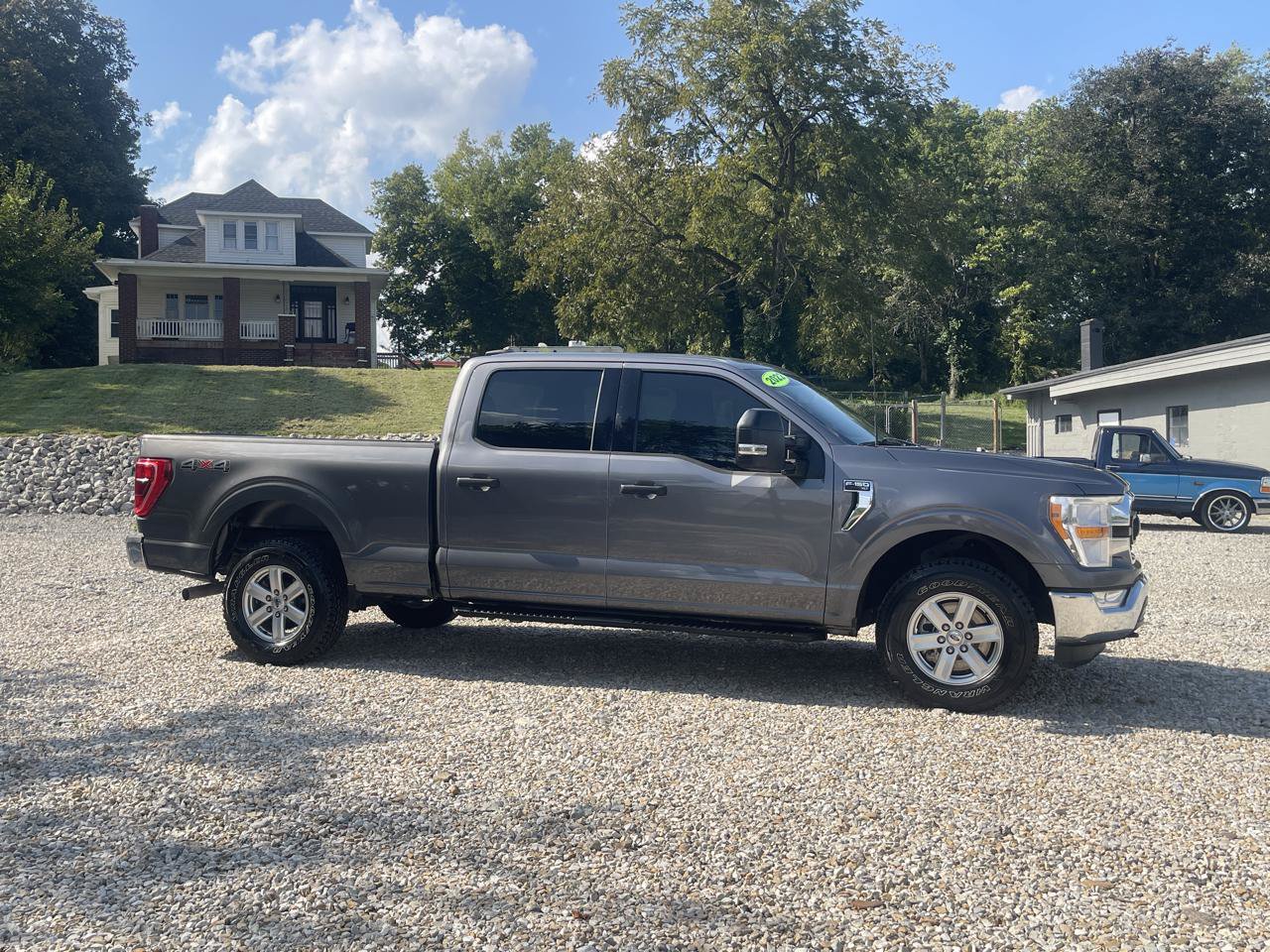 Used 2022 Ford F150 XLT w/ Equipment Group 301A Mid AWD/4WD image 9
