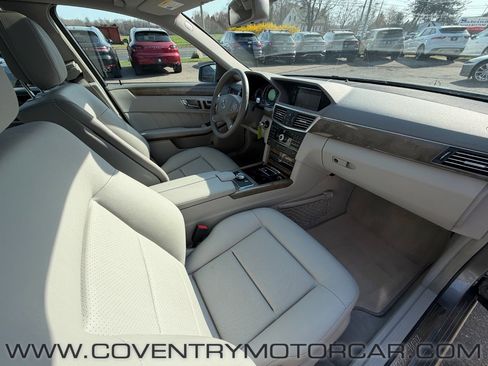 Used 2011 Mercedes-Benz E 350 4MATIC image 37