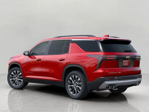 Used 2026 Chevrolet Traverse LT w/ Sun and Wheel Package AWD/4WD image 3