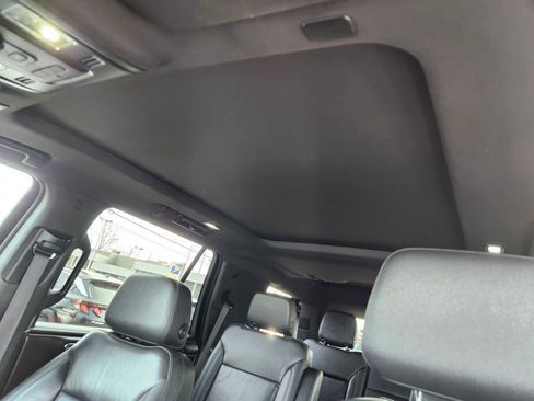 Used 2021 Chevrolet Tahoe LT image 19