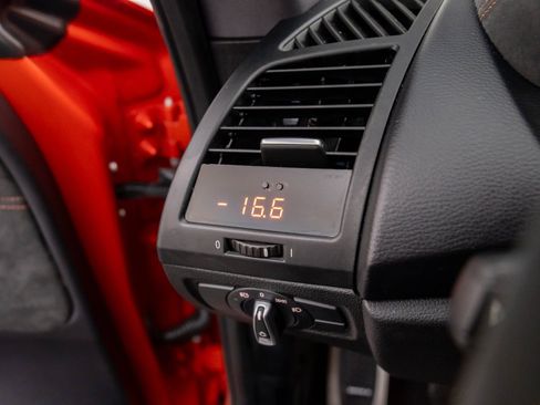 Used 2011 BMW 1 Series M image 23