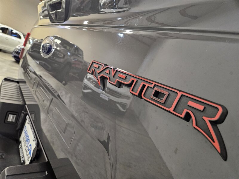 Used 2018 Ford F150 Raptor w/ Equipment Group 802A Luxury AWD/4WD image 26