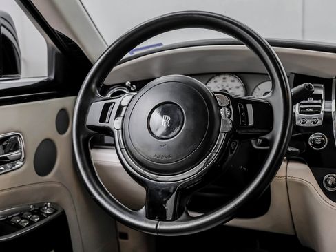 Used 2014 Rolls-Royce Ghost image 26