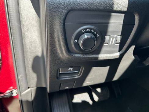 New 2025 Jeep Grand Cherokee Laredo X w/ Trailer Tow Package image 13