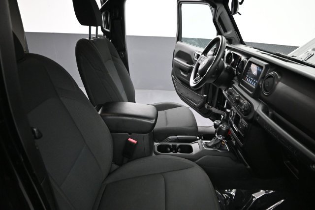 Used 2022 Jeep Wrangler Unlimited Sport AWD/4WD image 21