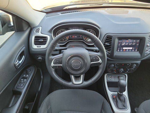 Used 2019 Jeep Compass Sport FWD image 11