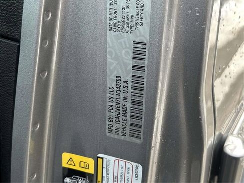 Certified 2020 Jeep Wrangler Unlimited Sahara image 15