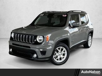 Used 2019 Jeep Renegade Latitude video 1