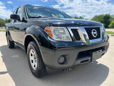 Used 2019 Nissan Frontier S RWD image 4