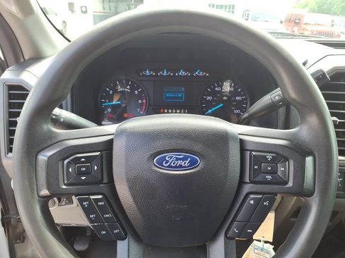 Used 2020 Ford F250 XL w/ Power Equipment Group AWD/4WD image 32