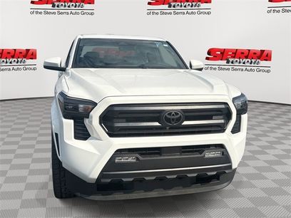New 2025 Toyota Tacoma SR5