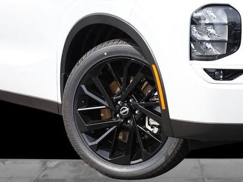 New 2026 Nissan Rogue SL AWD/4WD image 3