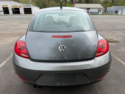Used 2013 Volkswagen Beetle 2.5 FWD image 9