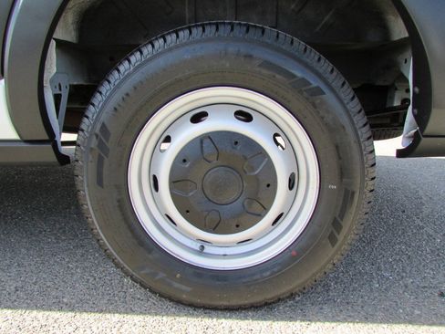 Used 2023 Ford Transit 150 Medium Roof RWD image 9