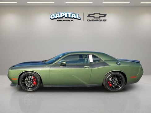 Used 2018 Dodge Challenger T/A image 2