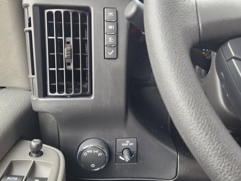 New 2025 Chevrolet Express 3500 w/ Power Convenience Package image 22