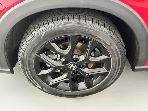 Used 2024 Honda HR-V Sport image 11