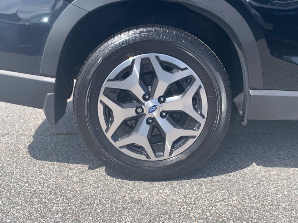 Used 2023 Subaru Forester Premium AWD/4WD image 27
