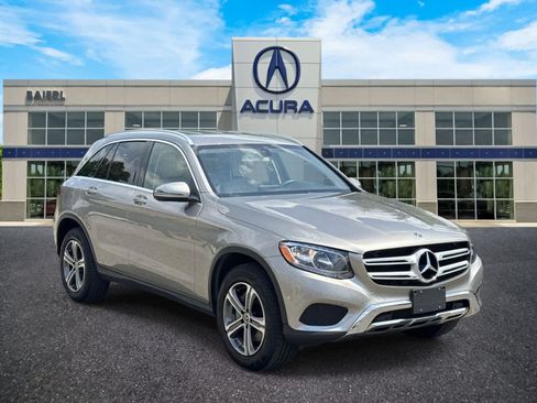 Used 2019 Mercedes-Benz GLC 300 4MATIC image 7