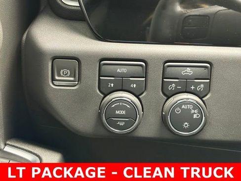 Used 2023 Chevrolet Silverado 1500 LT AWD/4WD image 19