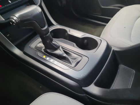 Used 2018 Chevrolet Colorado W/T w/ WT Convenience Package RWD image 26