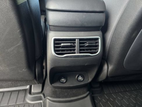Used 2023 Hyundai Santa Fe SE AWD/4WD image 24