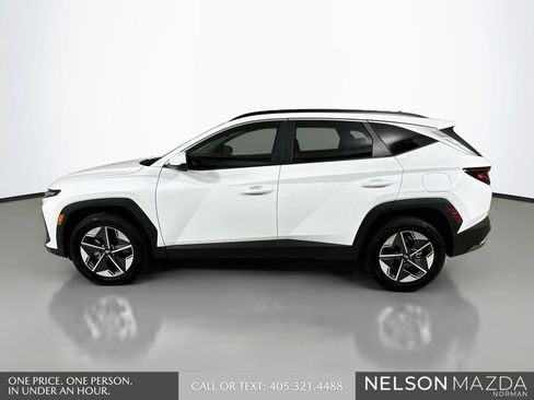 Used 2025 Hyundai Tucson SEL AWD/4WD image 9