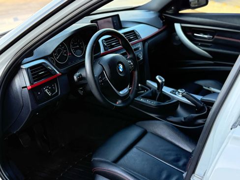 Used 2013 BMW 335i xDrive Sedan image 32