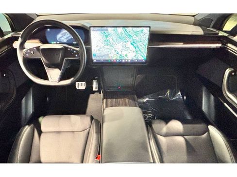 Used 2024 Tesla Model X image 22