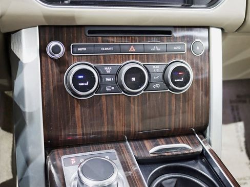 Used 2016 Land Rover Range Rover HSE image 27