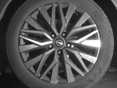 Used 2025 Nissan Altima 2.5 SV image 14