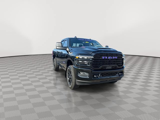Used 2025 RAM 2500 Laramie AWD/4WD image 3