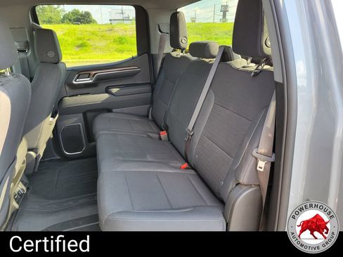 Used 2024 Chevrolet Silverado 1500 LT AWD/4WD image 16
