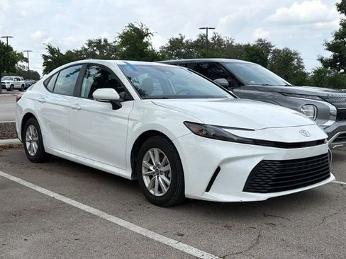 Certified 2025 Toyota Camry LE FWD image 3