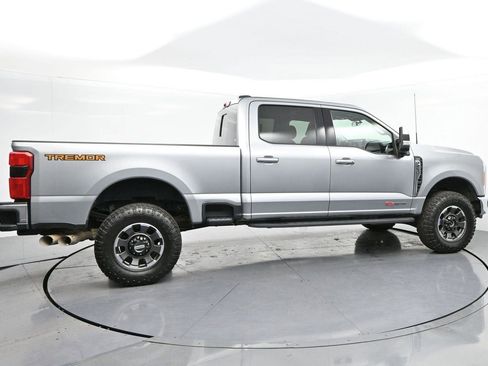 Used 2023 Ford F250 Lariat w/ Lariat Ultimate Package image 8
