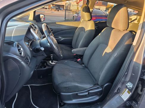 Used 2018 Nissan Versa Note SV image 9
