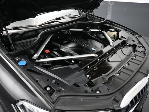 Used 2020 BMW X5 xDrive40i w/ Executive Package AWD/4WD image 58