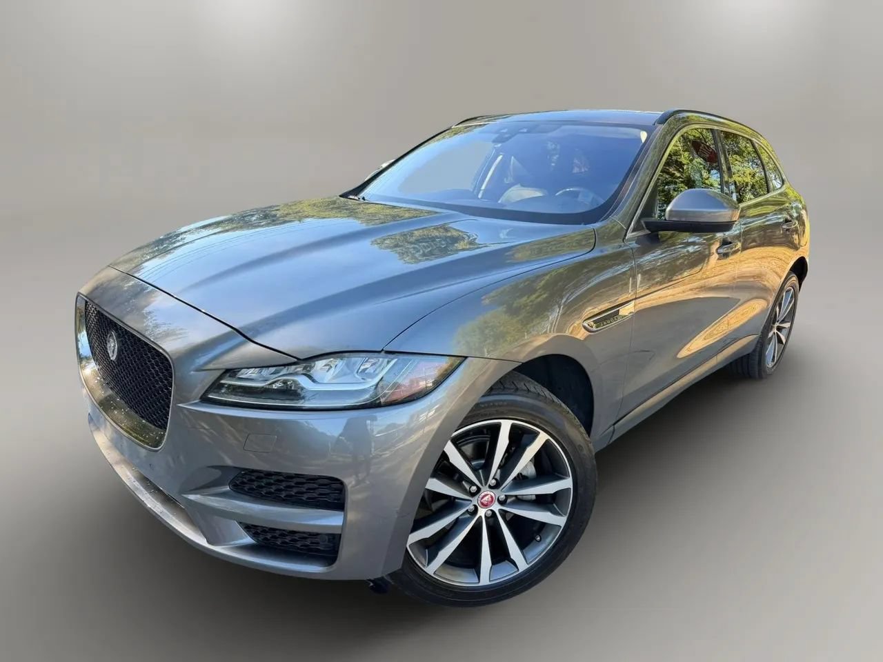 Used 2018 Jaguar F-PACE Prestige AWD/4WD image 12