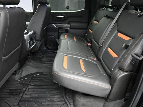 Used 2020 GMC Sierra 1500 AT4 w/ AT4 Preferred Package AWD/4WD image 9