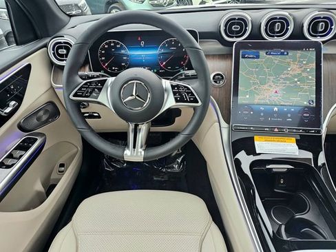 New 2026 Mercedes-Benz GLC 300 4MATIC image 30
