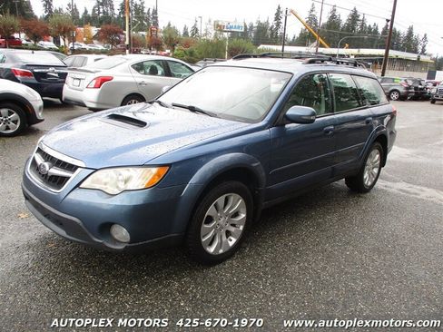 Used 2008 Subaru Outback 2.5XT Limited image 7