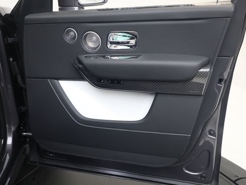 New 2027 Rolls-Royce Cullinan Black Badge AWD/4WD image 29