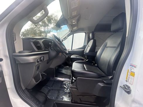 Used 2024 Ford Transit 350 Low Roof image 10